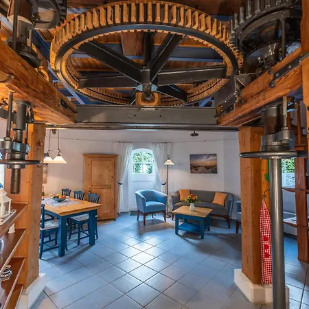 Windmuehle Betty An Der Nordsee * Cuxhaven