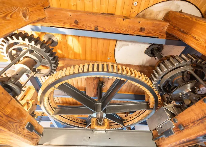 Windmuehle Betty An Der Nordsee